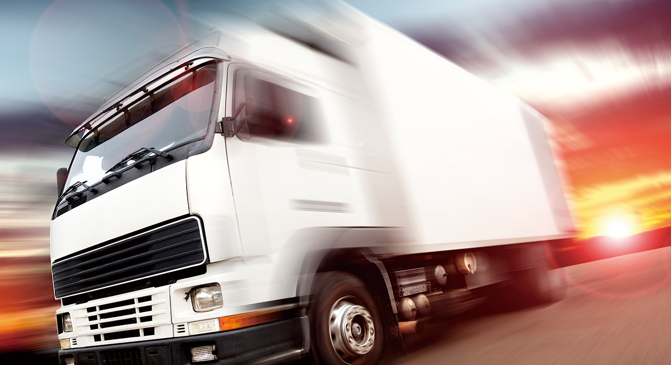 トラック輸送の標準運賃を平均8％引き上げへ