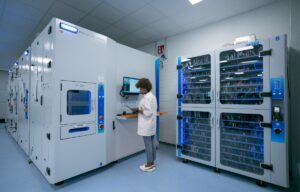 コンパクト自動倉庫